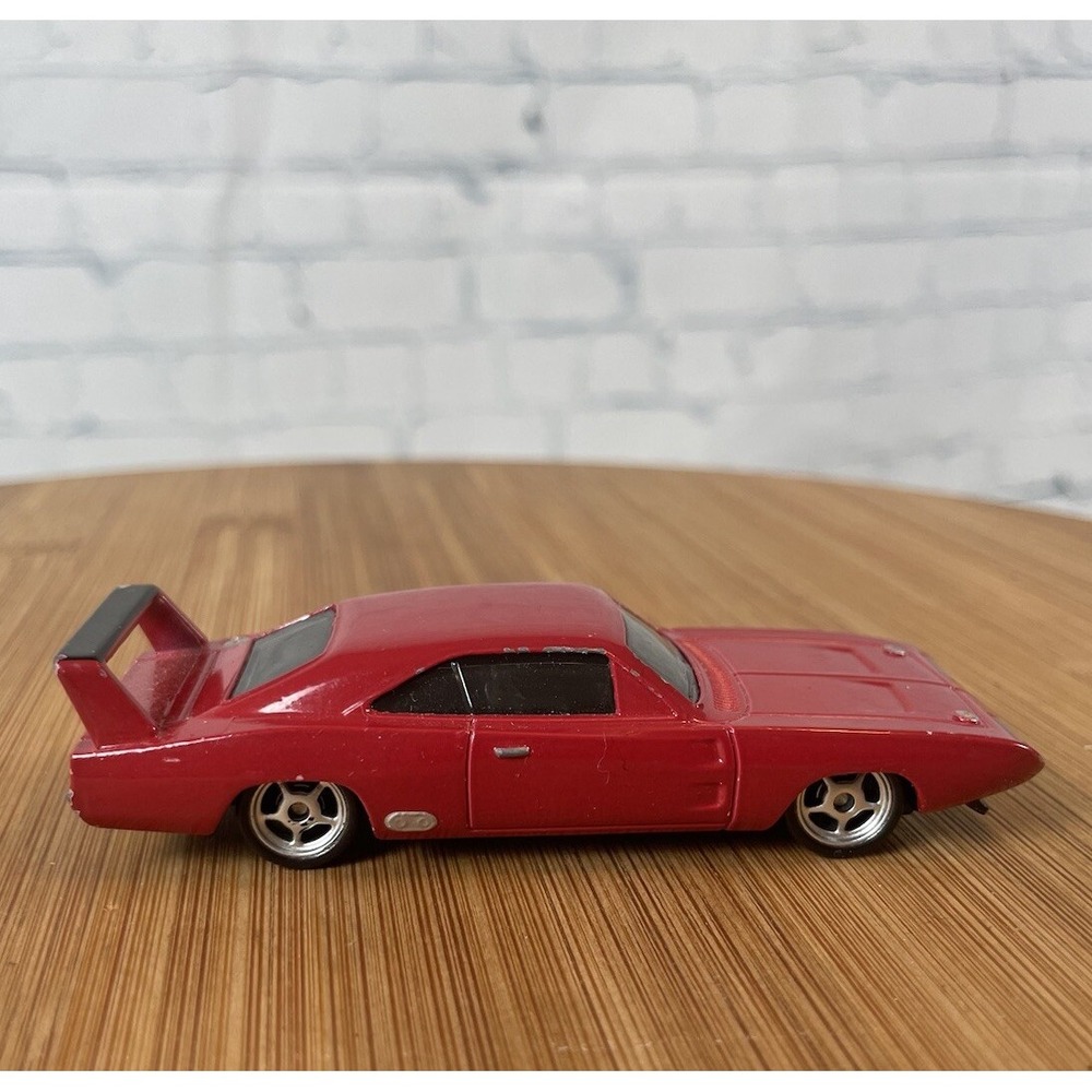 2016 Mattel Die-cast‎ Car Fast & Furious 1969 Red Dodge Charger Daytona FF010